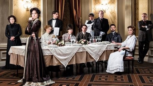 Hasta la foto promocional de «Gran Hotel» huele a producción extranjera