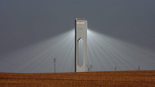 Planta de energía solar de Abengoa en la localidad sevillana de Sanlúcar la Mayor