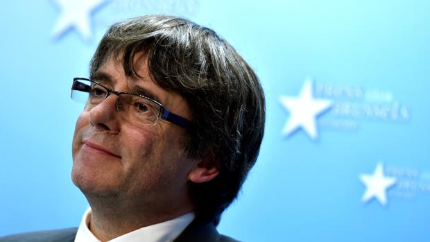 Puigdemont ridiculiza a Cataluña