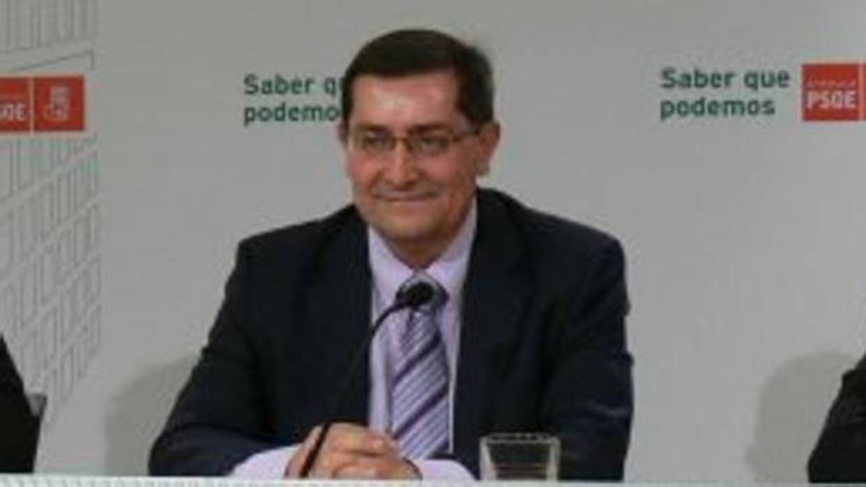 José Entrena Ávila, durante una rueda de prensa