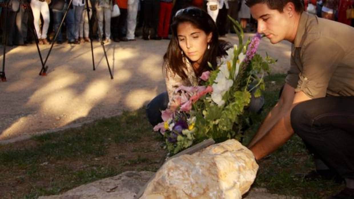 Homenaje en Berriozar a las víctimas de ETA en al año 2010