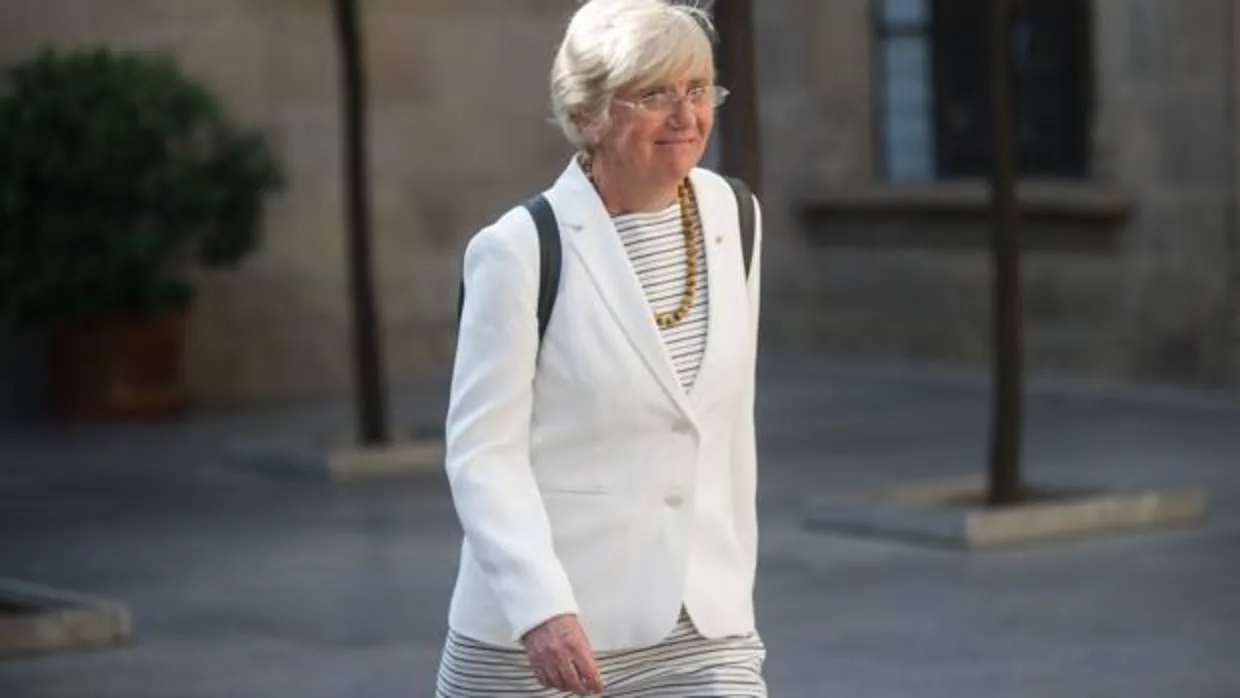Un tribunal de Edimburgo ha otorgado libertad condicional a la exconsejera Clara Ponsatí