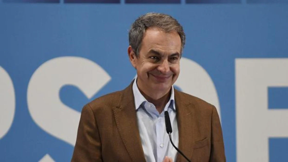 El expresidente del Gobierno José Luis Rodríguez Zapatero participa en un acto de campaña organizado por el PSOE