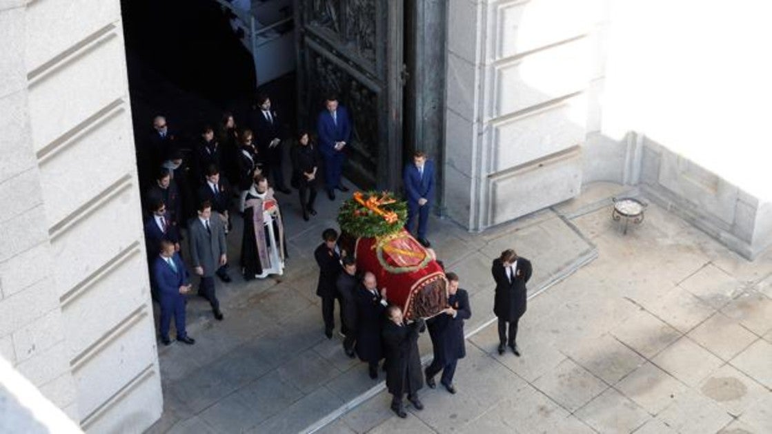 Luis del Val: La ley del olvido histórico