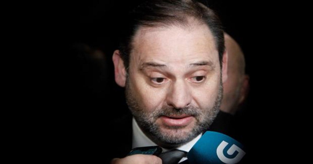 Isabel San Sebastián: ¿Qué o a quién protege Ábalos?