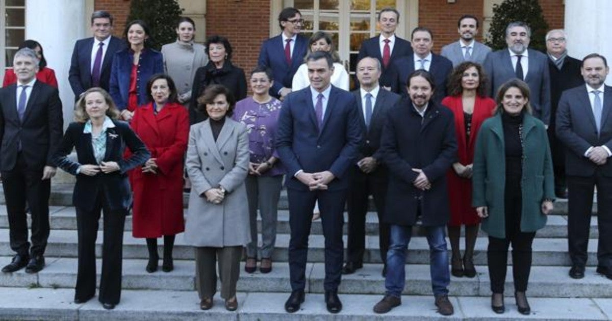 ABC: La Administración, botín del PSOE