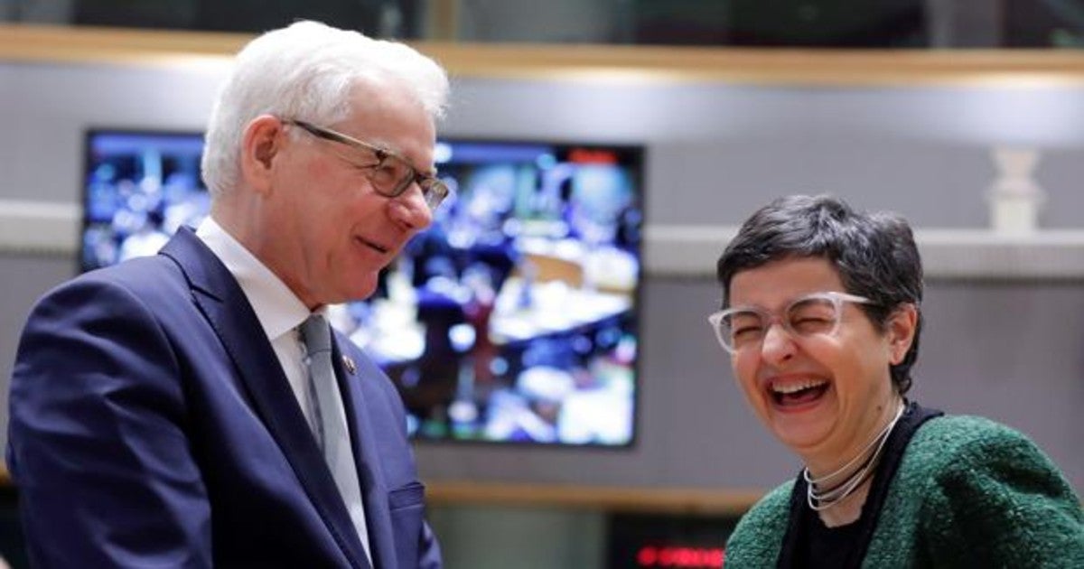 José María Carrascal: A la ministra de Asuntos Exteriores