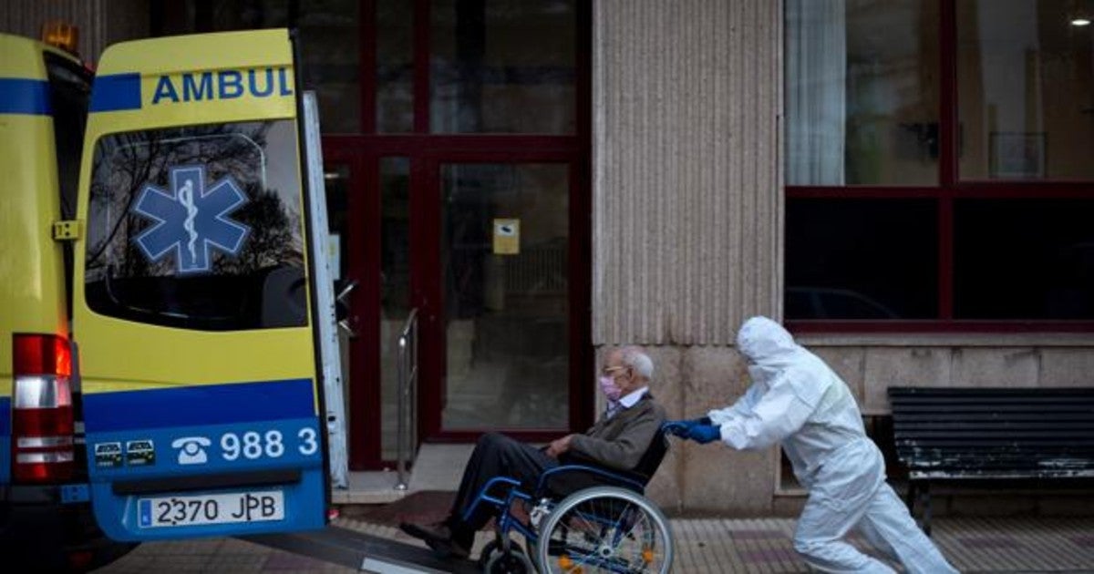 Juan Manuel de Prada: La patulea se pone de uñas