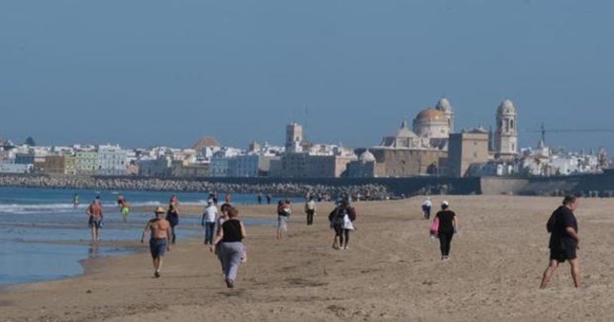 La Voz de Cádiz: Eviten el pánico, no es una guerra