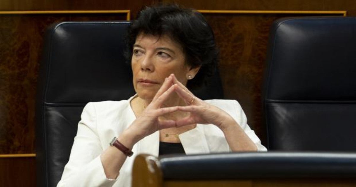 Ana I. Sánchez: Celaá, ¿temeraria o embaucadora?