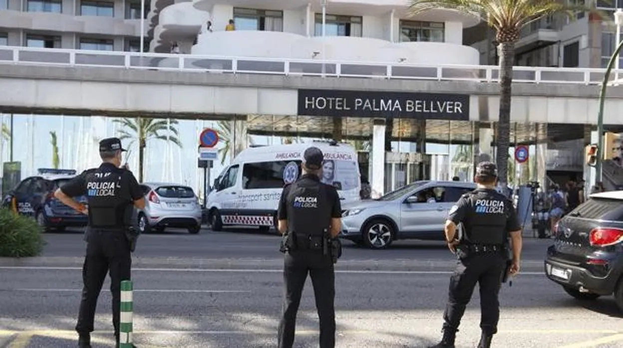 Francisco Apaolaza: Hotel Palma Bellver