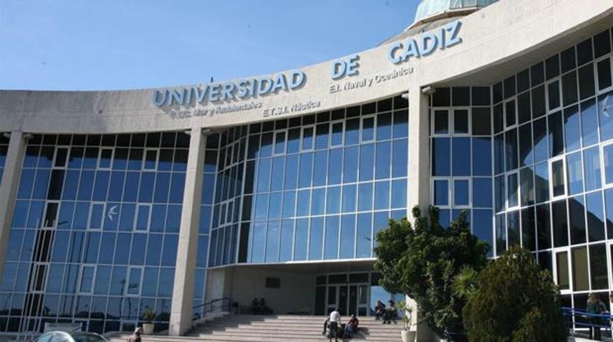 La Voz de Cádiz: La labor social de la Universidad