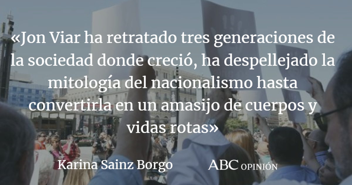 Karina Sainz Borgo: Abolir las mayúsculas