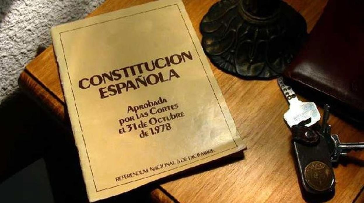 Enrique García-Agulló: Las constituciones son de los pueblos libres