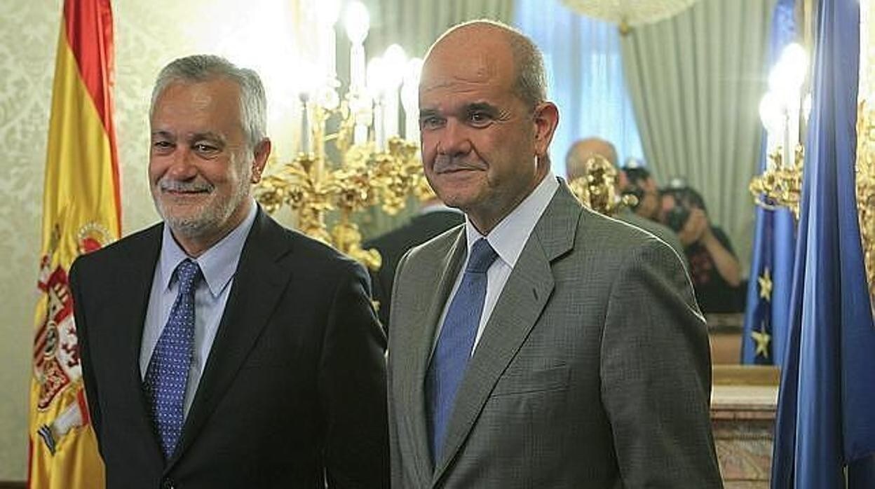 José Antonio Griñán y Manuel Chaves, durante su larga etapa en el gobierno de la Junta de Andalucía