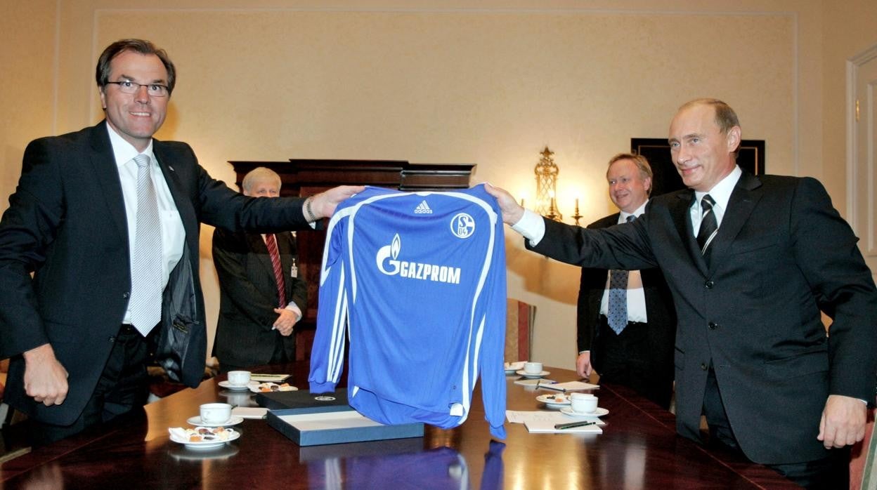 John Müller: Quién pagó la invasión