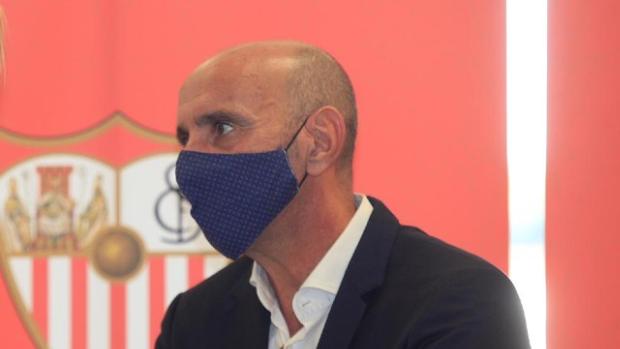 Monchi: «No atisbo la salida de algún jugador importante en este mercado»