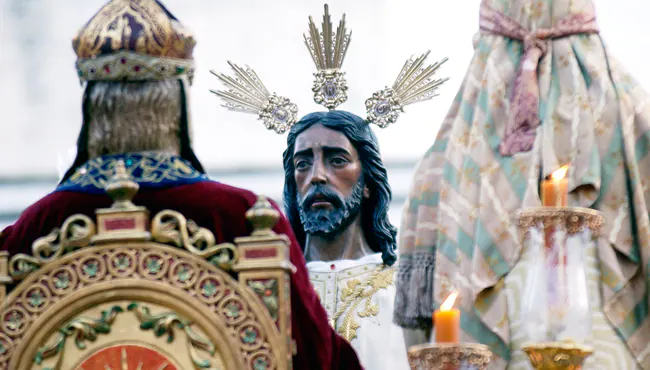 Nuestro Padre Jesús ante Anás, del Dulce Nombre, entra en Sierpes