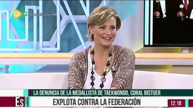 Coral Bistuer explota en 13 TV contra el presidente de la Federación de Taekwondo: «Es un canalla»