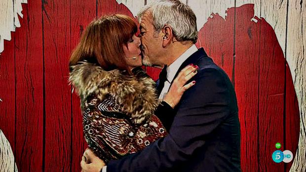 Carlos Sobera «desnuda su alma» en las «campanadas del amor»