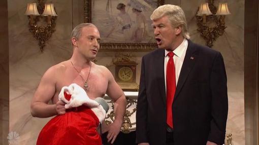 Baldwin y Bennett interpretando a Trump y Putin en el sketch navideño