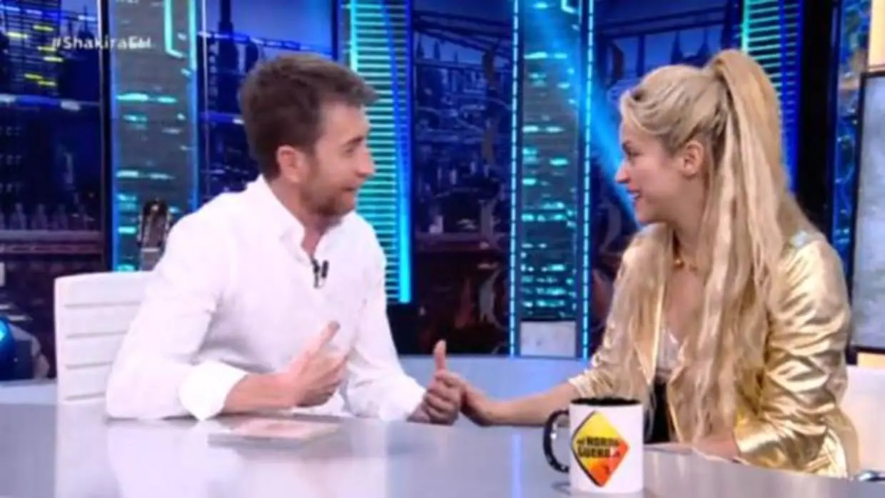Shakira, junto a Pablo Motos en «El Hormiguero»