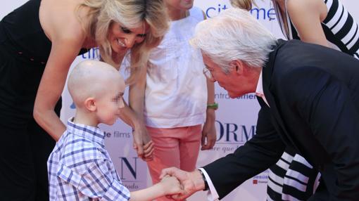 Uno de los pequeños a los que ayuda la Fundación Juegaterapia