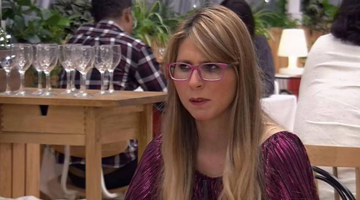 Carolina, la joven de 18 años, que acudió de comensal a «First Dates»
