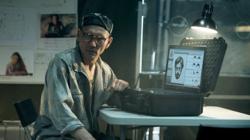 El vigilante ruso casi delata a «El Profesor»