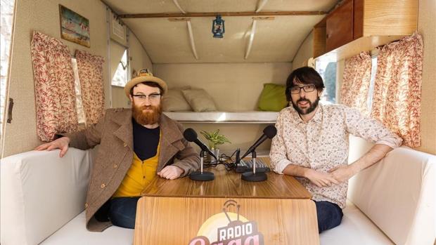 Manuel Burque y Quique Peinado, presentadores de Radio Gaga