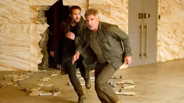 «Blade Runner 2049»: Ryan Gosling y Harrison Ford, juntos en el segundo tráiler de la película
