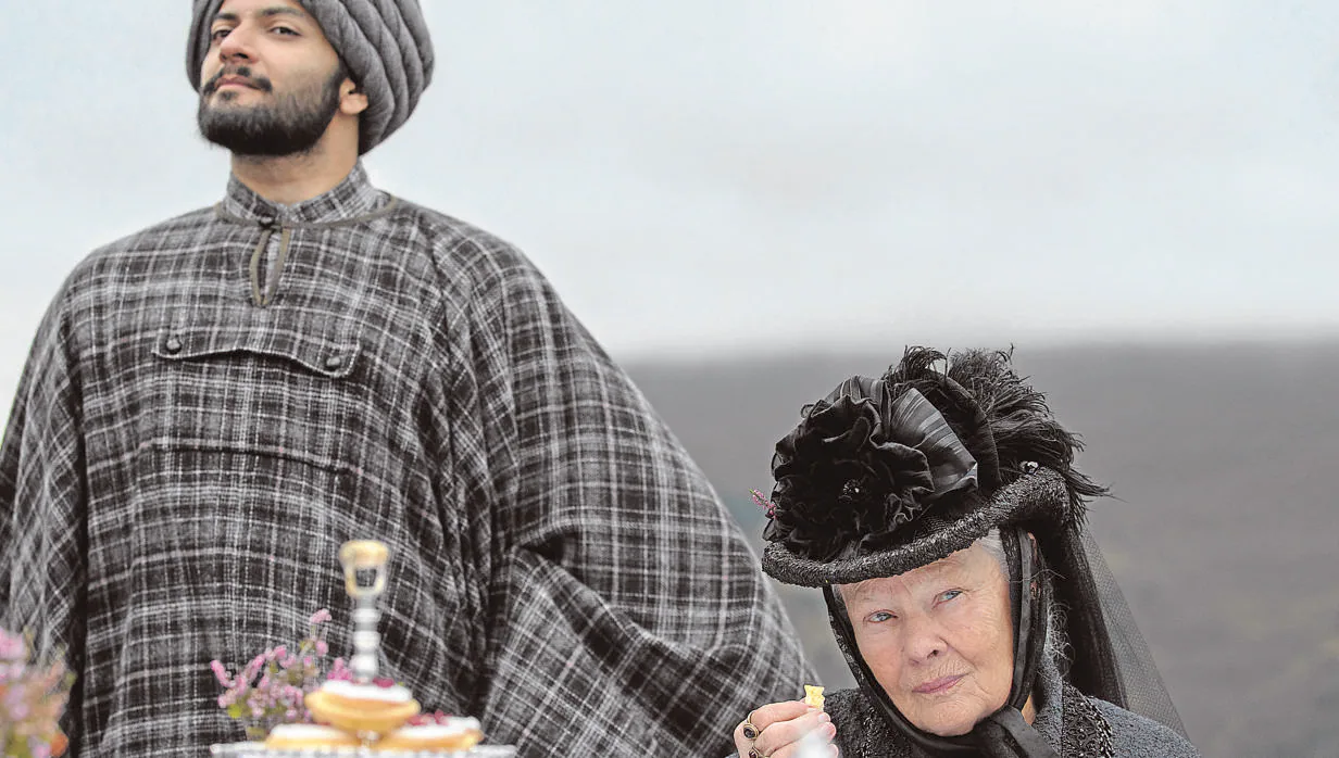 Judi Dench en un fotograma de «La Reina Victoria y Abdul»