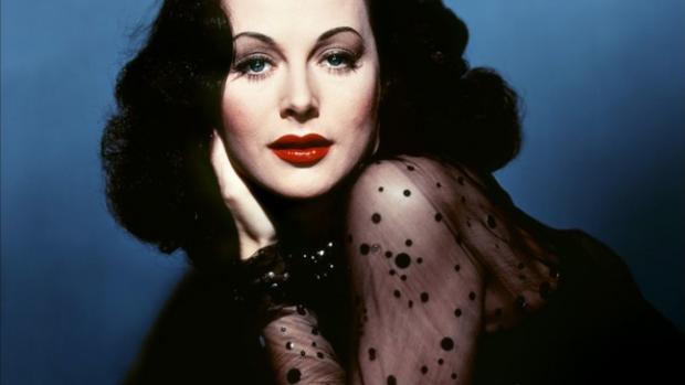 Google se mete en la carrera seriéfila con una miniserie sobre la actriz Hedy Lamarr, «inventora» del WiFi