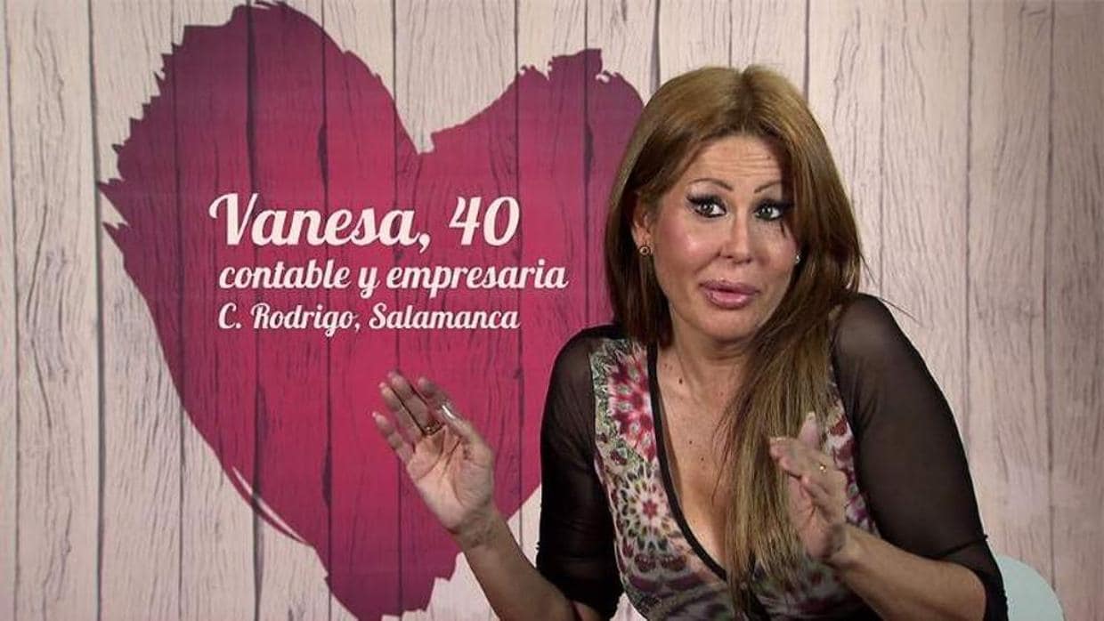 La amante patriota de First Dates: «Soy española a muerte y quiero a un hombre machista»
