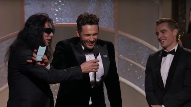 Esto es lo que James Franco no le dejó decir a Tommy Wiseau en los Globos de Oro