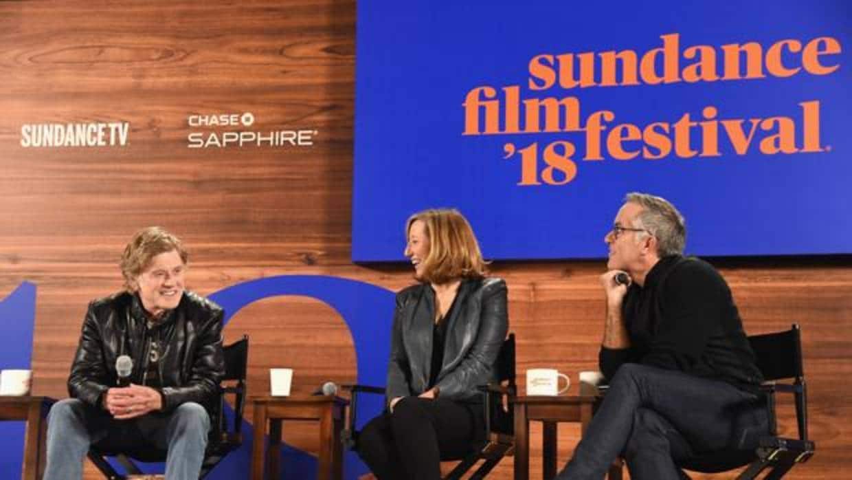 Robert Redford (i) director y fundador del Festival de Sundance