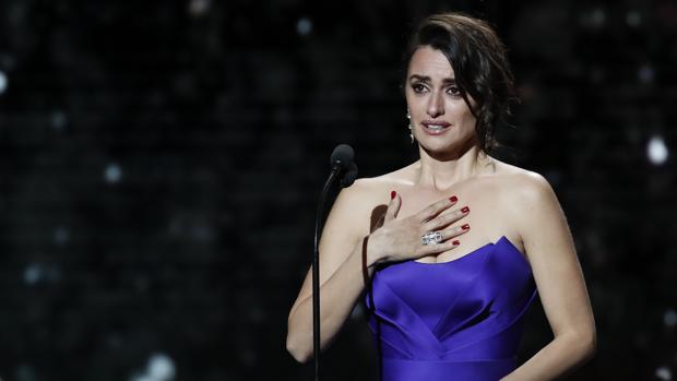 El cine francés encumbra a Penélope Cruz con el César de honor