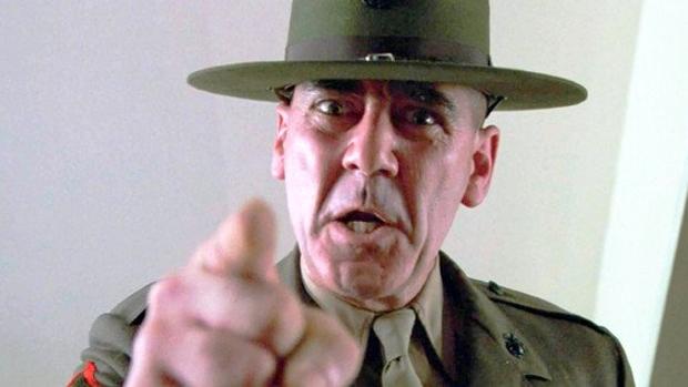Muere a los 74 años el actor R. Lee Ermey, el temible sargento de «La Chaqueta Metálica»