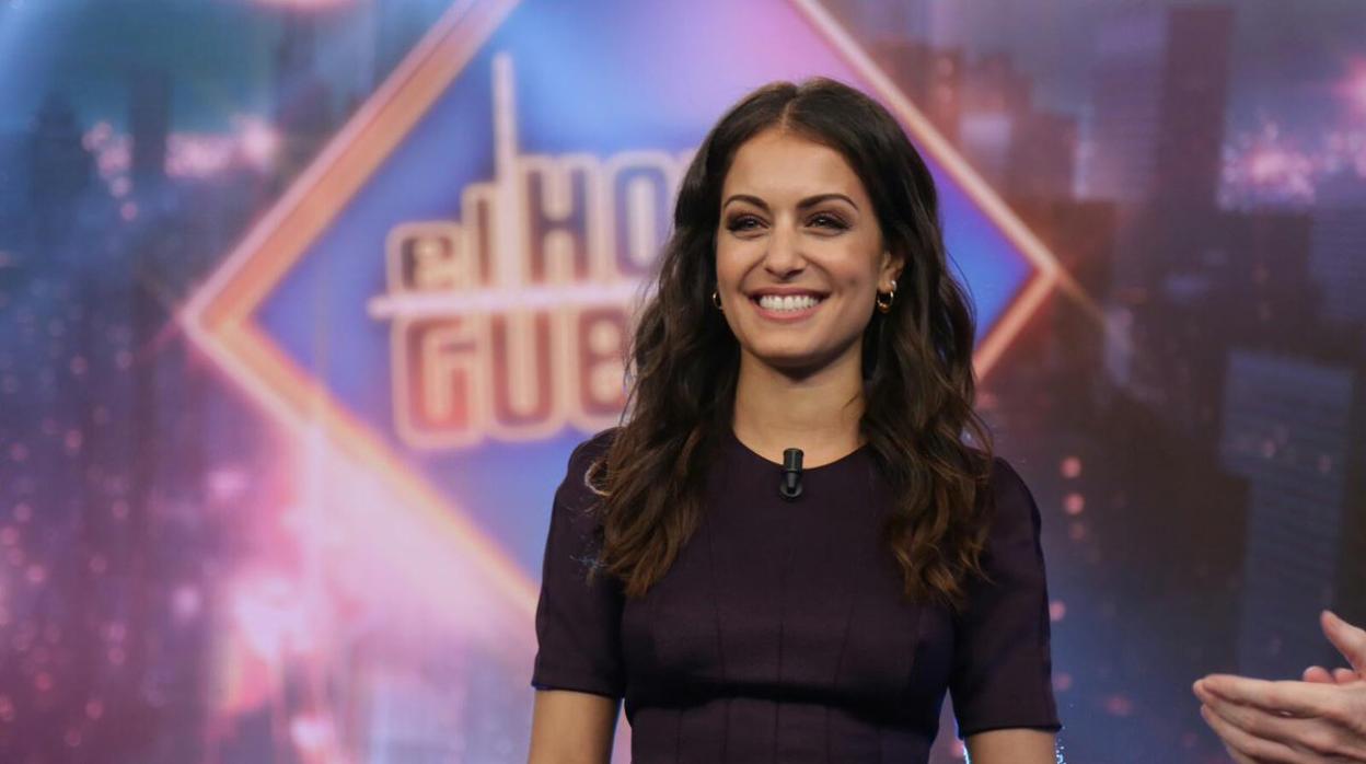 Hiba Abouk, en el plató de «El Hormiguero»