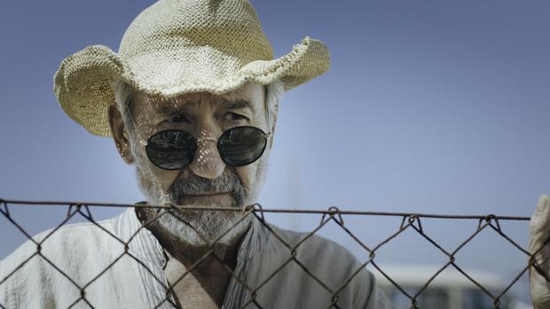 Crítica de «Formentera Lady»: El banjo de Sacristán