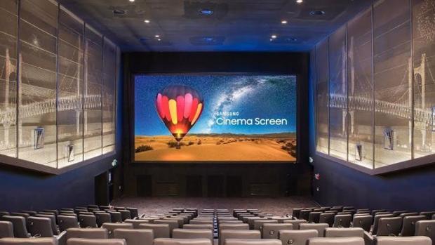 Adiós al cine en sala oscura