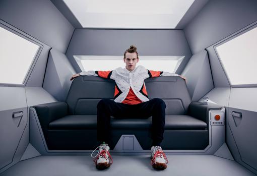 El nuevo Dios, Technical Boy