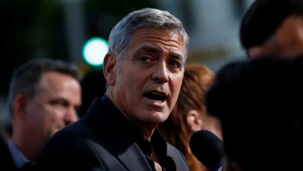 Otro accidente en Italia: George Clooney se enfrenta al alcalde de Sutri