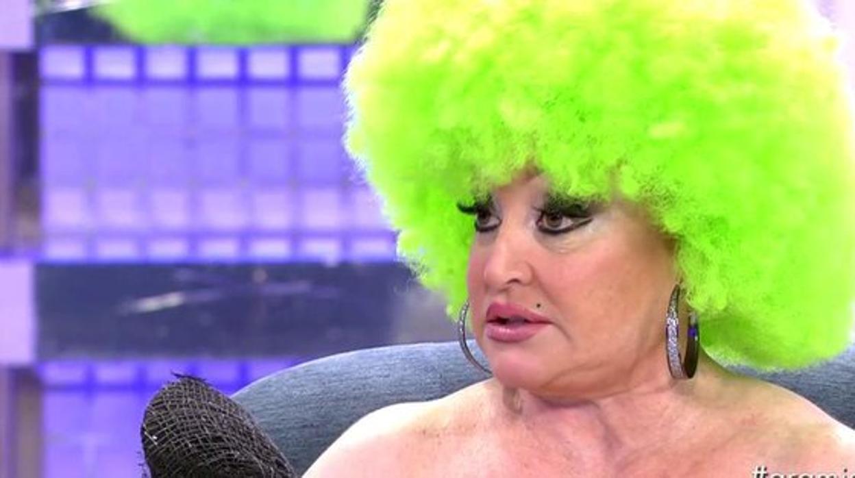 Aramis Fuster, en el plató de «Sábado Deluxe»