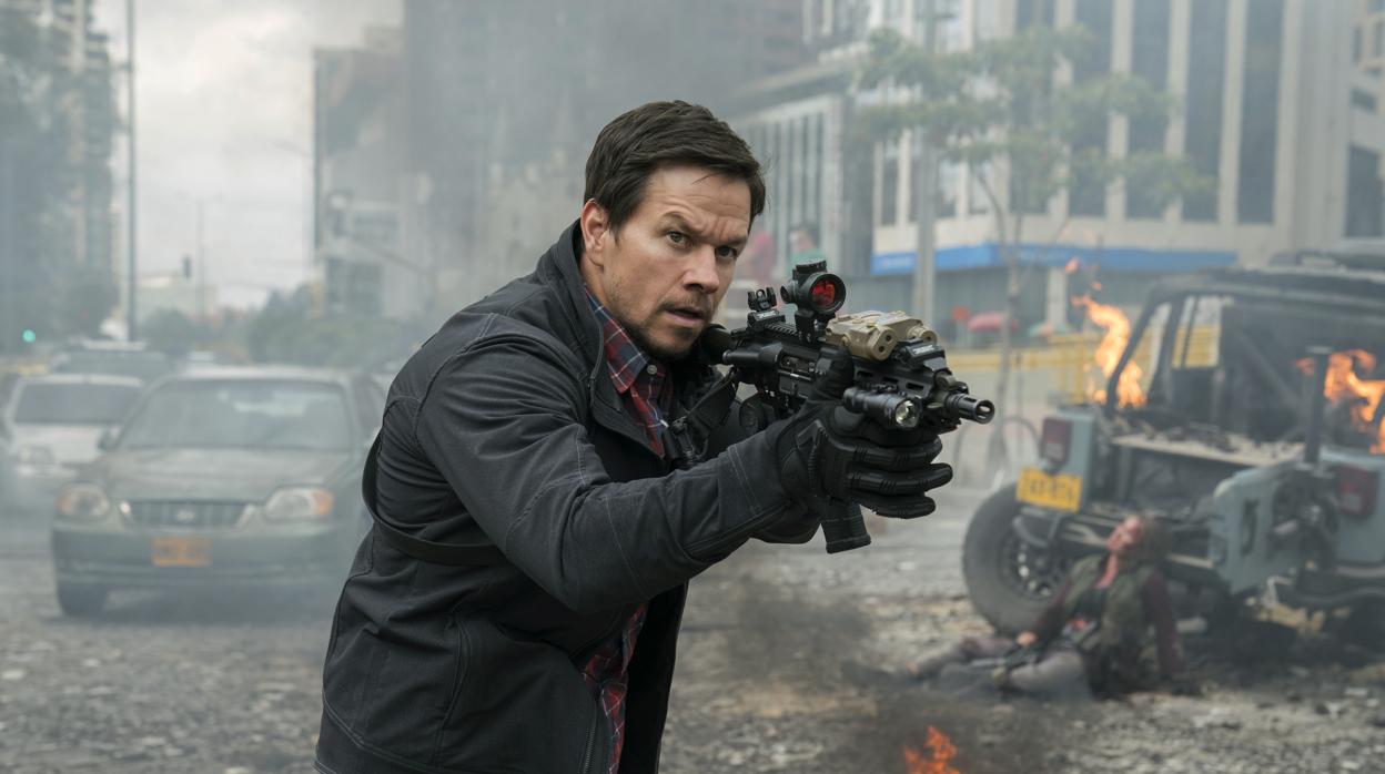 Mark Wahlberg da vida a James Silva, un agente de la CIA de misión suicida