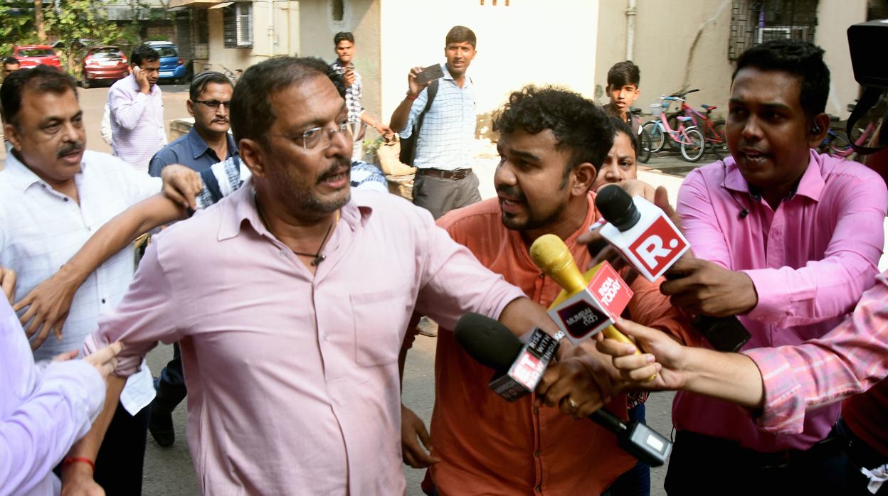 El actor Nana Patekar, acosado por los medios después de las acusaciones de la actriz Tanushree Dutta