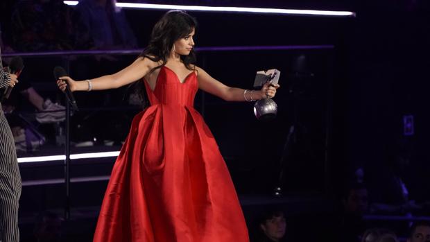Camila Cabello arrasa en los Premios MTV EMA 2018