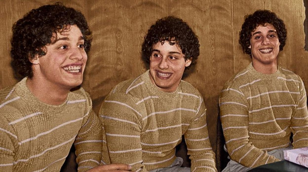 Fotograma de «Tres idénticos gemelos»