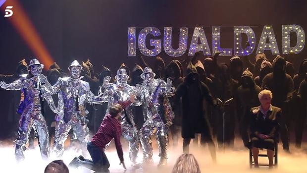 Murga Zeta Zetas ganan «Got Talent» con una actuación impresionante