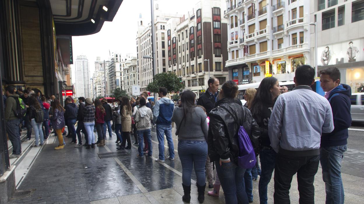 Imagen de archivo de los alrededores de un cine